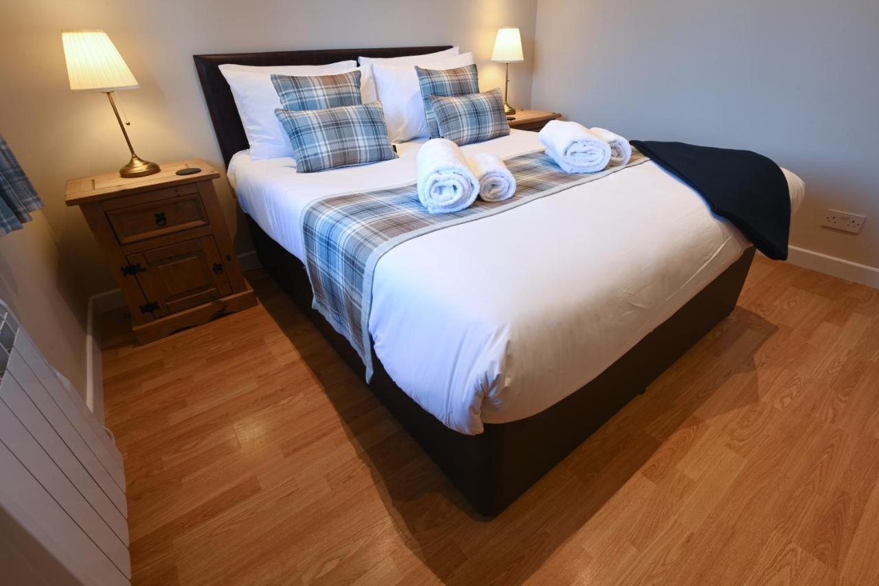 Birchbrae Highland Lodges Онич Экстерьер фото