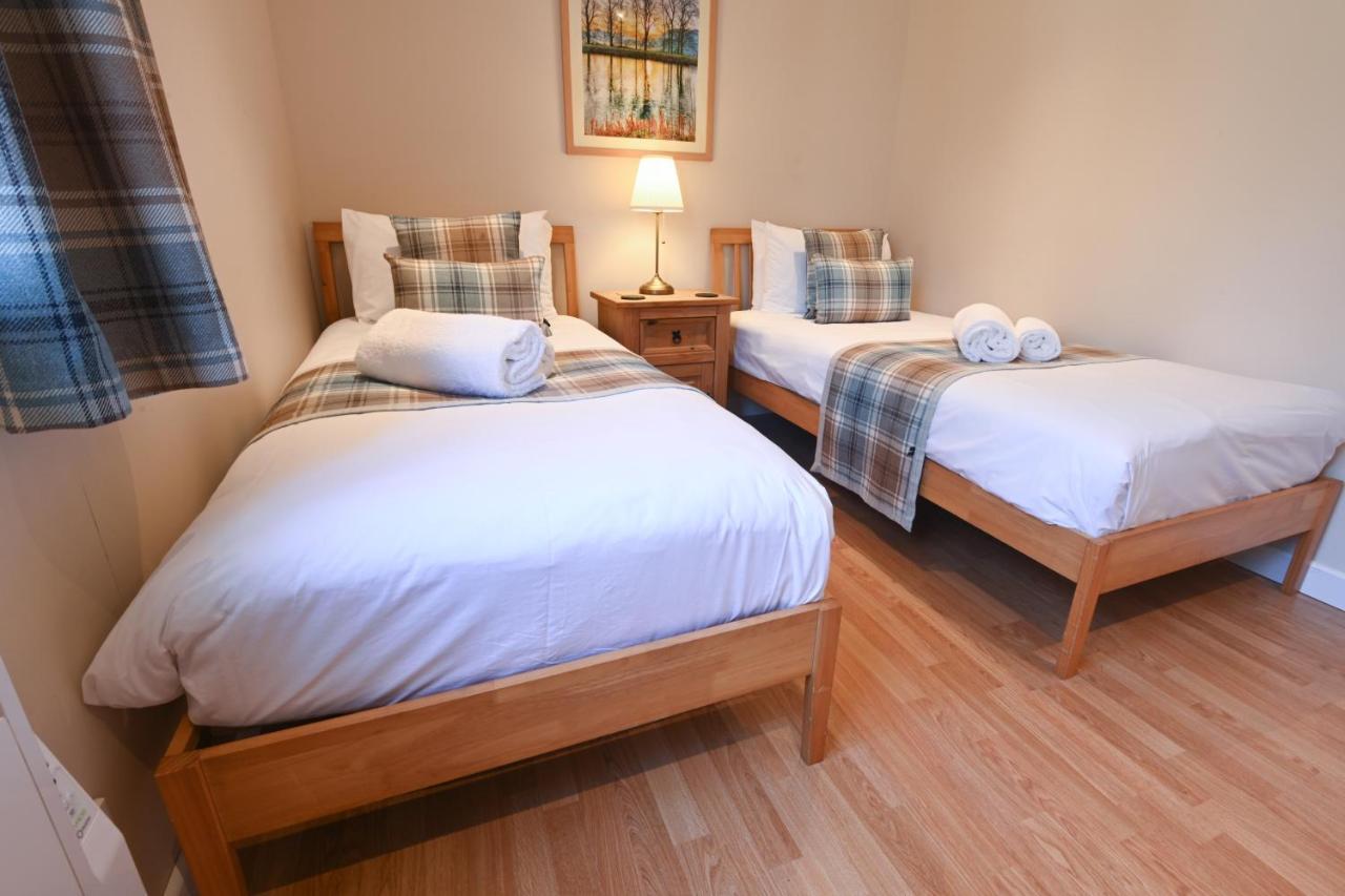 Birchbrae Highland Lodges Онич Экстерьер фото