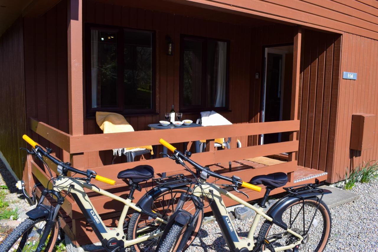 Birchbrae Highland Lodges Онич Экстерьер фото